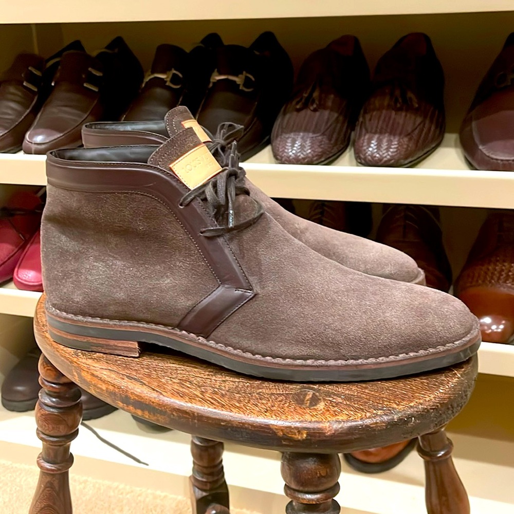 Like Brand New, Authentic Louis Vuitton Men’s Suede Boot